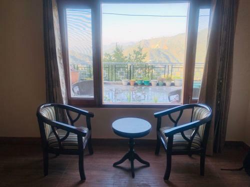 Bed & Breakfast Aikyam Homes