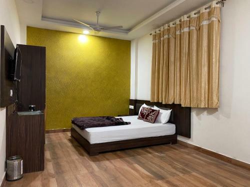 Albergue Hotel Savitrilok
