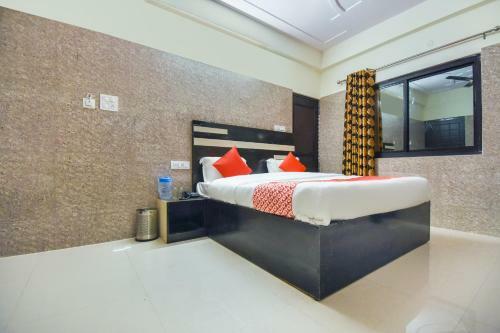 Vaccinated Staff - Oyo 69118 Hotel Relax