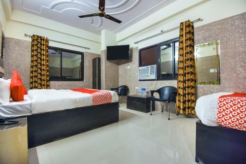 Vaccinated Staff - Oyo 69118 Hotel Relax