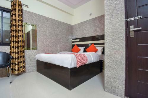 Vaccinated Staff - Oyo 69118 Hotel Relax