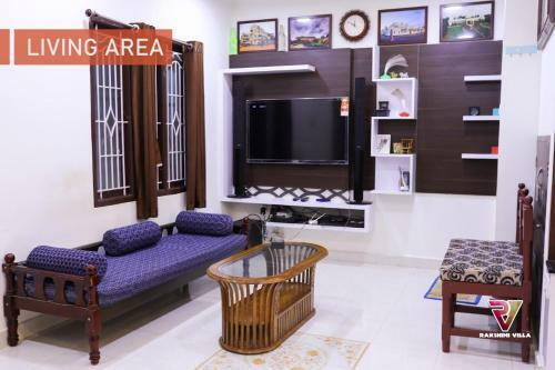 Rakshini Villa Rv Home Stay