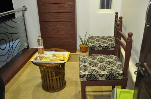 Rakshini Villa Rv Home Stay