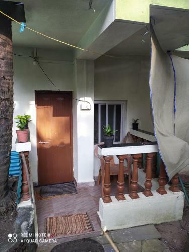 Hostal Holiday Cottage Guest Rooms Galgibaga