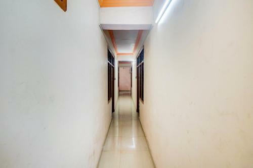 Oyo 84006 Hotel Shiv Kripa