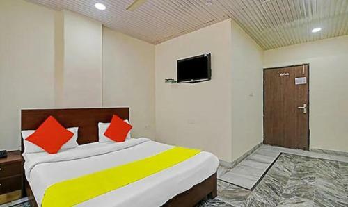 Fabhotel Karma