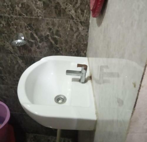 Hotel Welcome By Wb Inn, Kanpur