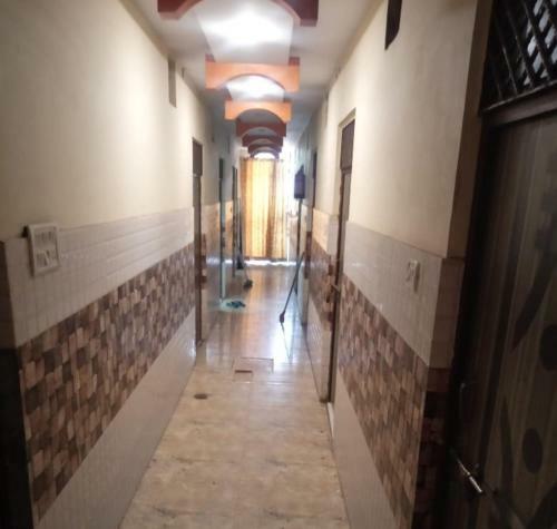 Hotel Radhey Milan By Wb Inn, Kanpur