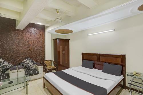 Collection O 81910 Hotel Mandakini