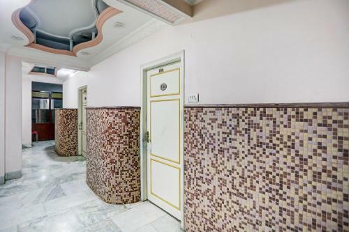 Collection O 81910 Hotel Mandakini