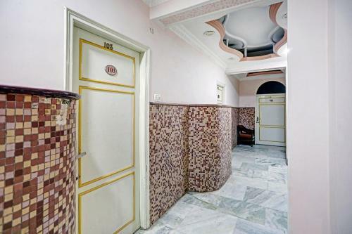 Collection O 81910 Hotel Mandakini