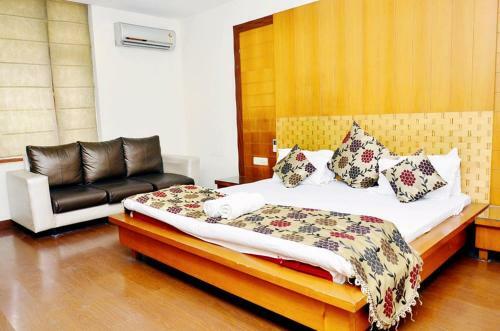 Hotel Mandakini Plaza