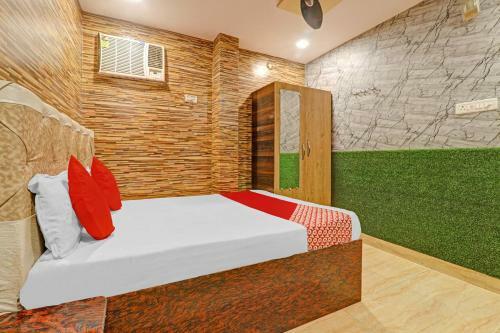 Oyo 87185 Hotel Chandel International