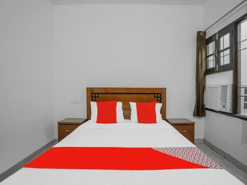 Hotel Oyo 85117 Dream Inn