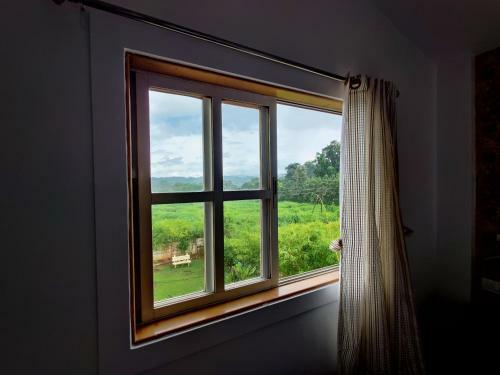 Villa Jenjon Karjat Resort - Casa Rosa