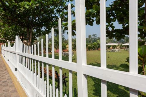 Hotel Paramount Riverfront Resort & Spa, Karjat