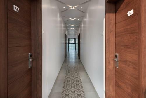 Hotel Paramount Riverfront Resort & Spa, Karjat