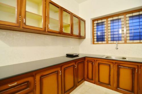 Hostal Oyo 79000 Grace Apartment