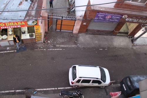 Hotel Trimrooms Jmc Katra