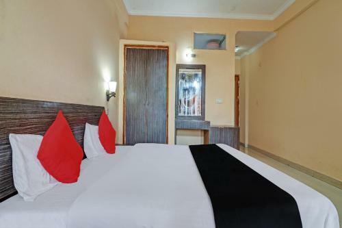 Oyo 82369 Hotel Holiday Katra