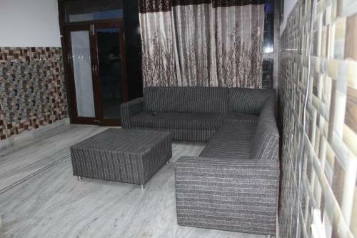 Hotel Trimrooms @ Katra Railway Station