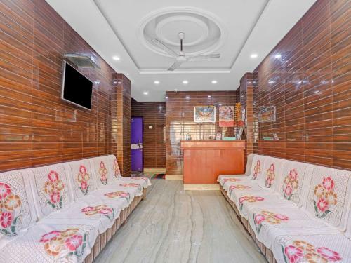Oyo 84081 Hotel Suhani Katra