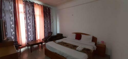 Hotel Aj International