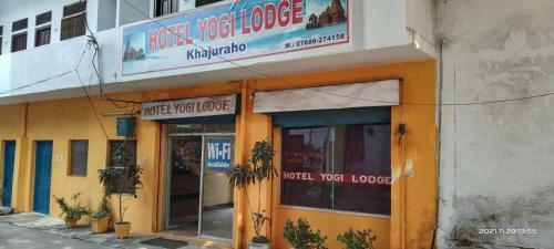 Hotel Yogi Lodge