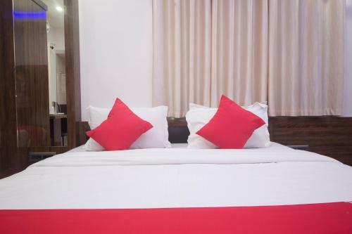 Oyo 26885 Hotel Heritage