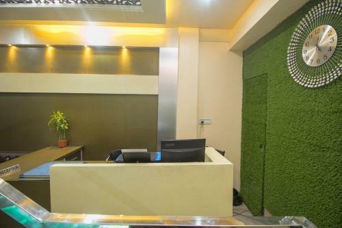 Oyo 26885 Hotel Heritage