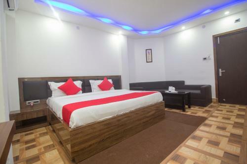 Oyo 26885 Hotel Heritage