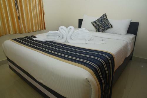 Hotel S K International Innn