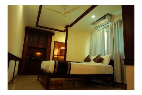 Corridor Calicut Airport Hotel