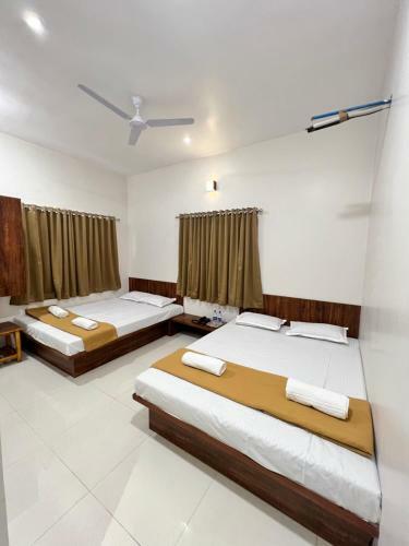 Hotel Darshan Executive