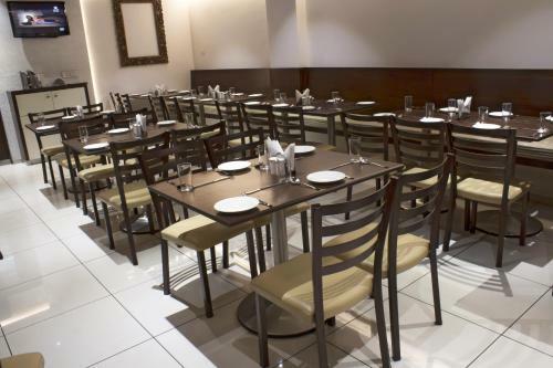 Sri Sri Executive Lodging & Hotel, Kolhapur