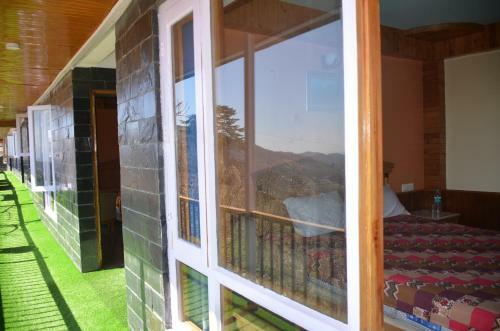 Hotel Hari Om Paradise