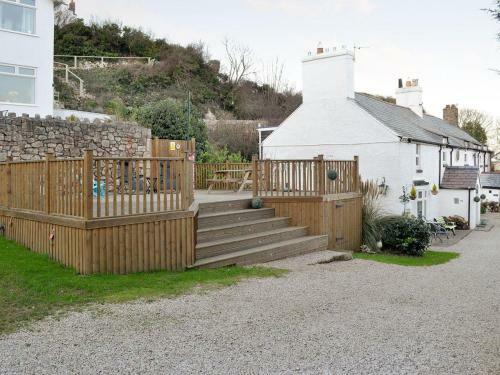 Bryn Euryn Cottage