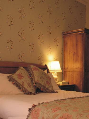 The Thomas Paine Hotel
