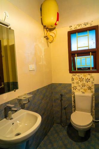 Hotel Yogi Cool Stay Residency