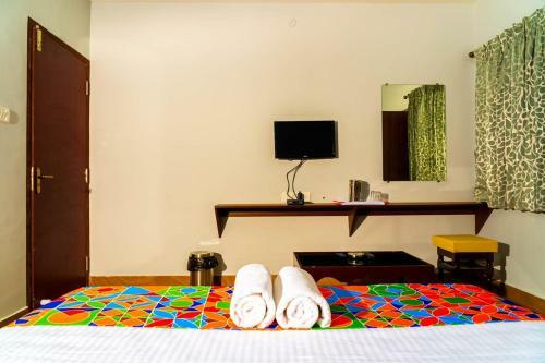 Hotel Yogi Cool Stay Residency