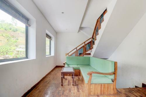 Hotel Oyo 81540 Santhigiri Residency
