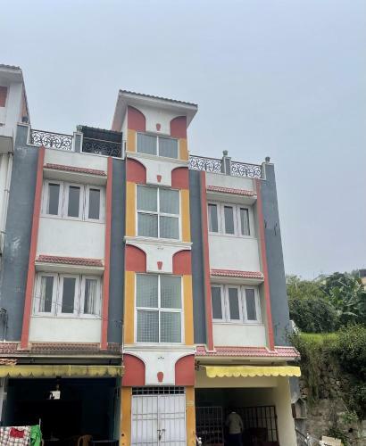 Apartamento Astha Budget Hotel Elite