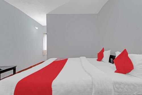 Oyo Flagship 85779 Hotel Rgp