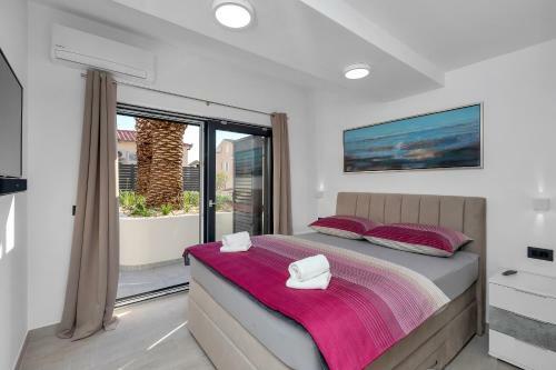 Lulani Pool Apartment