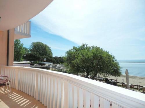 Idila Sea Front Apartments