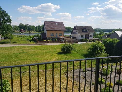 Ca?y Apartament Nad Jeziorem