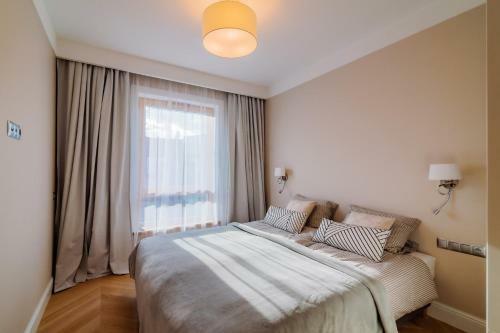 Top Apartment