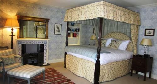 The Loch Lomond Arms Hotel