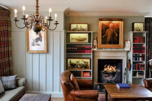 The Loch Lomond Arms Hotel
