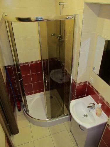 Hostal Apartament I Pokoje Go?cinne Gniezno